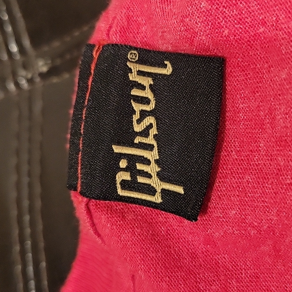 Vintage original authentic lightly worn Gibson T-shirt - Picture 2 of 6